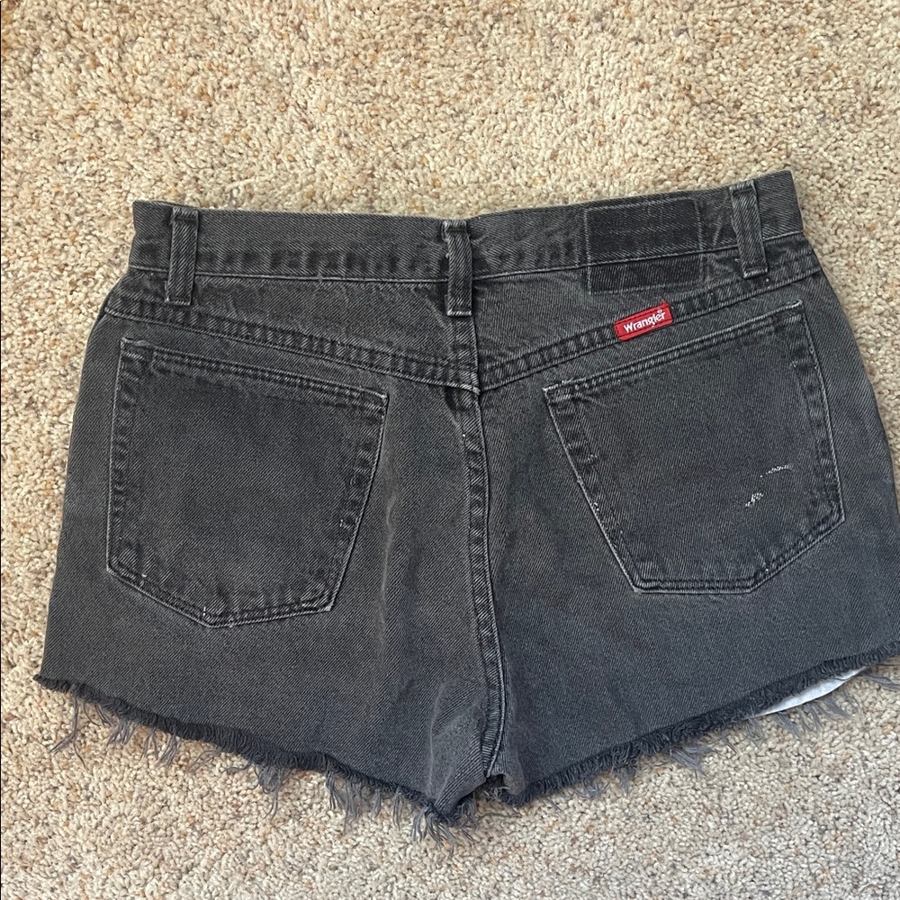 Wrangler Vintage Black Jean cut off Shorts - Picture 3 of 6
